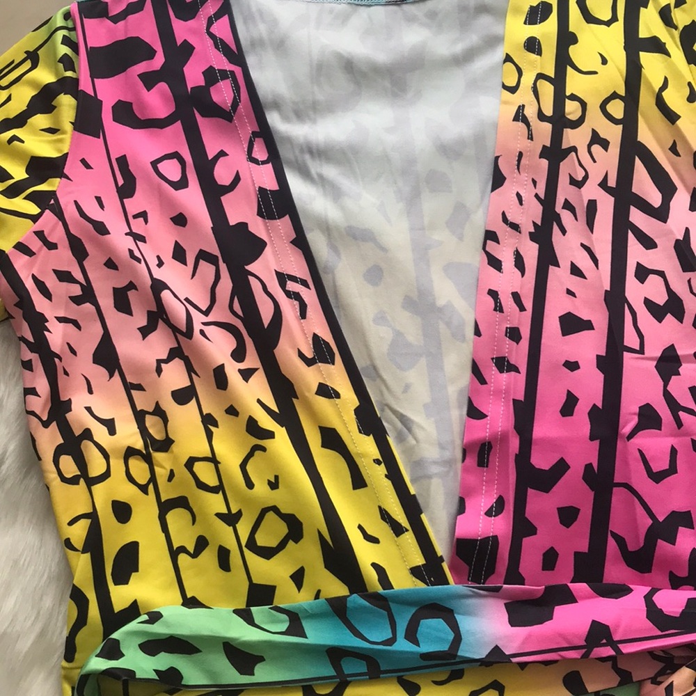 Just in✨ Colorful Animal Print Romper - Picture 5 of 6